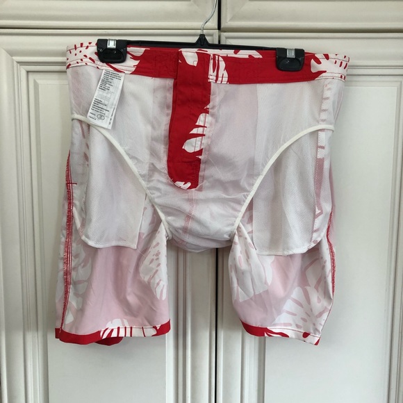 🥳HOST PICK🥳 Abercrombie men’s swim shorts - Picture 8 of 9